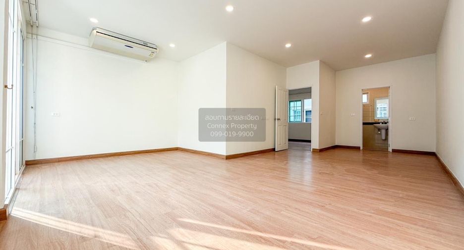 For sale 5 bedrooms townhouse in Bang Kruai, Nonthaburi