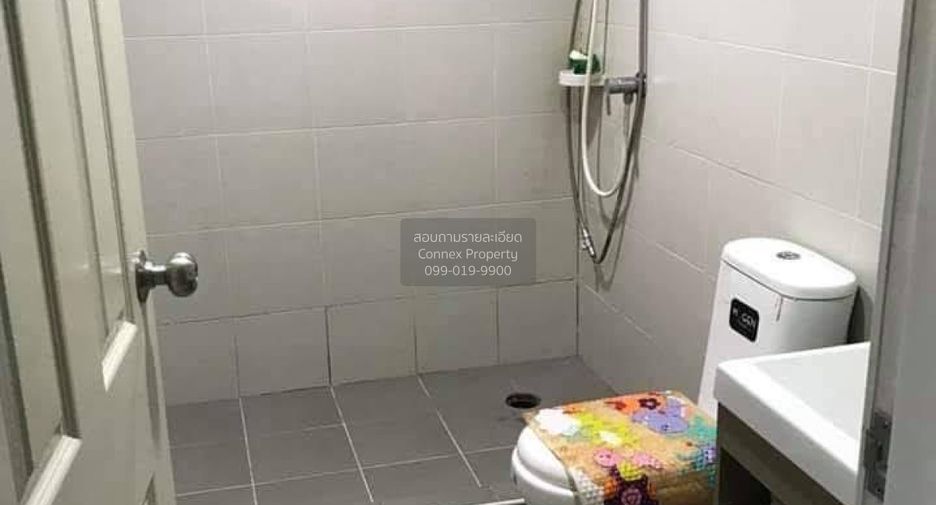 For sale 3 bedrooms townhouse in Don Mueang, Bangkok