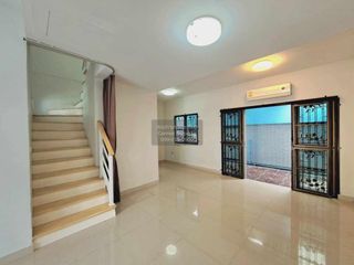 For sale 3 bedrooms townhouse in Min Buri, Bangkok