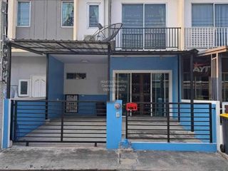 For sale 3 bedrooms townhouse in Min Buri, Bangkok