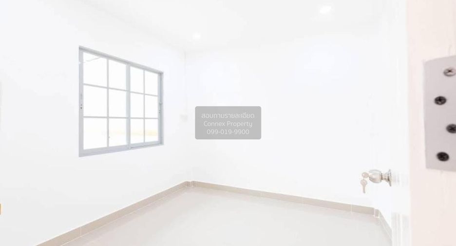 Casa adosada en venta de 2 habitaciones en Thanyaburi, Pathum Thani