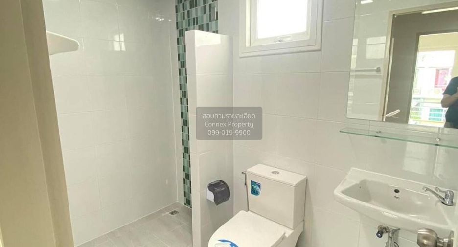 For sale 2 bedrooms townhouse in Lam Luk Ka, Pathum Thani