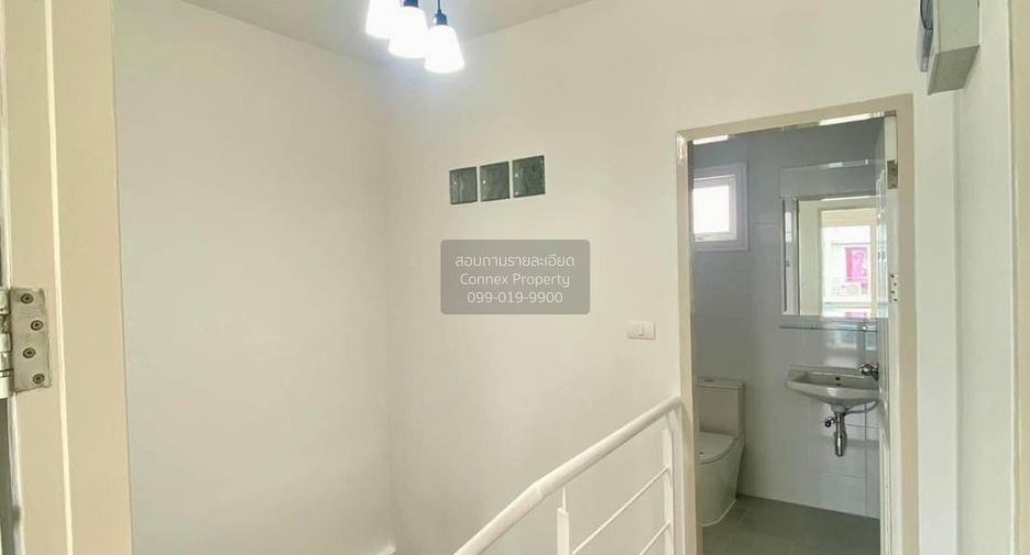 For sale 2 bedrooms townhouse in Lam Luk Ka, Pathum Thani
