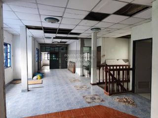 Haus zum Kauf mit 4 Zimmer in Nong Khaem, Bangkok
