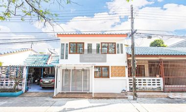 For sale 2 bedrooms townhouse in Lat Phrao, Bangkok