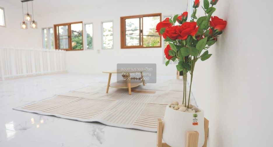 For sale 2 bedrooms townhouse in Lat Phrao, Bangkok