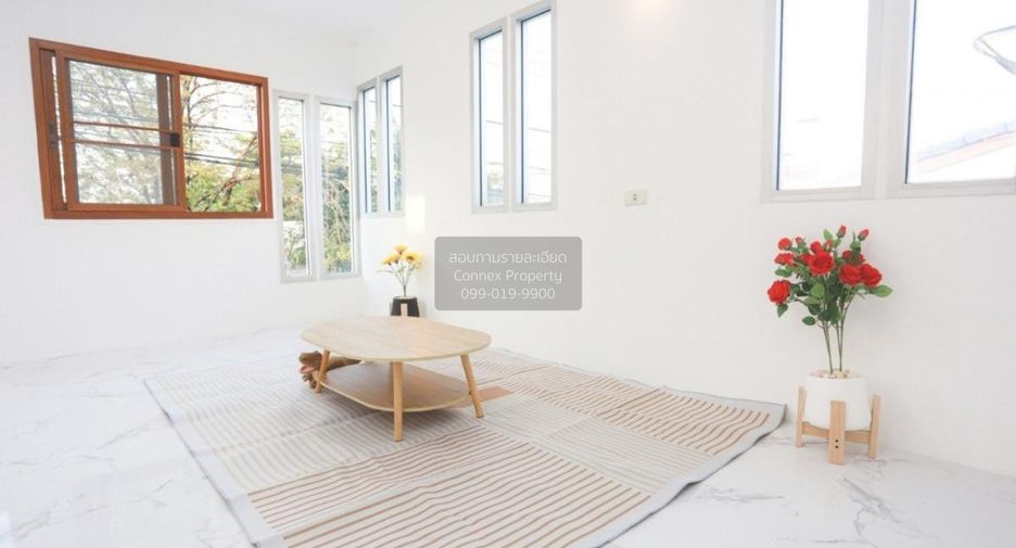 For sale 2 bedrooms townhouse in Lat Phrao, Bangkok