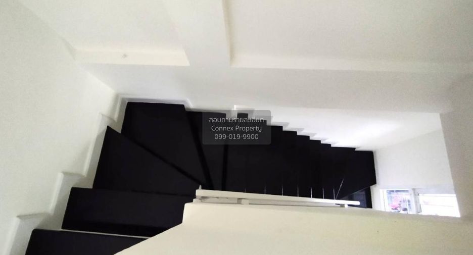 For sale 3 bedrooms townhouse in Mueang Pathum Thani, Pathum Thani