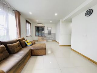 For sale 3 ベッドルーム townhouse in Bang Kruai, Nonthaburi