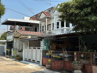 Продажа 2 спальни таунхаус в Кхан На Яо, Бангкок