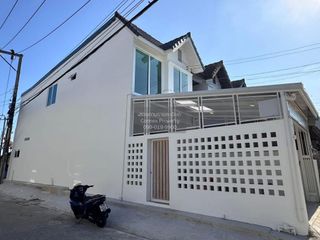 For sale 2 bedrooms townhouse in Bang Bon, Bangkok