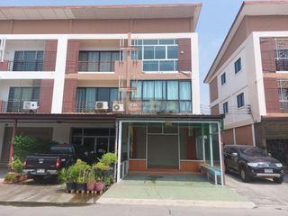 Продажа 2 спальни таунхаус в Phan Thong, Чонбури