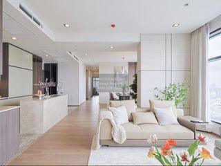 For sale 3 bedrooms condo in Ratchathewi, Bangkok