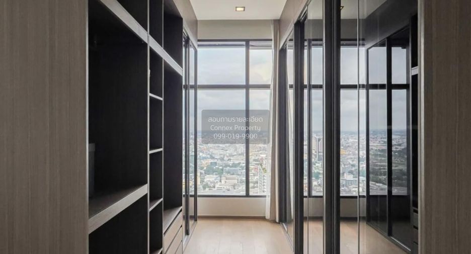 For sale 3 bedrooms condo in Ratchathewi, Bangkok