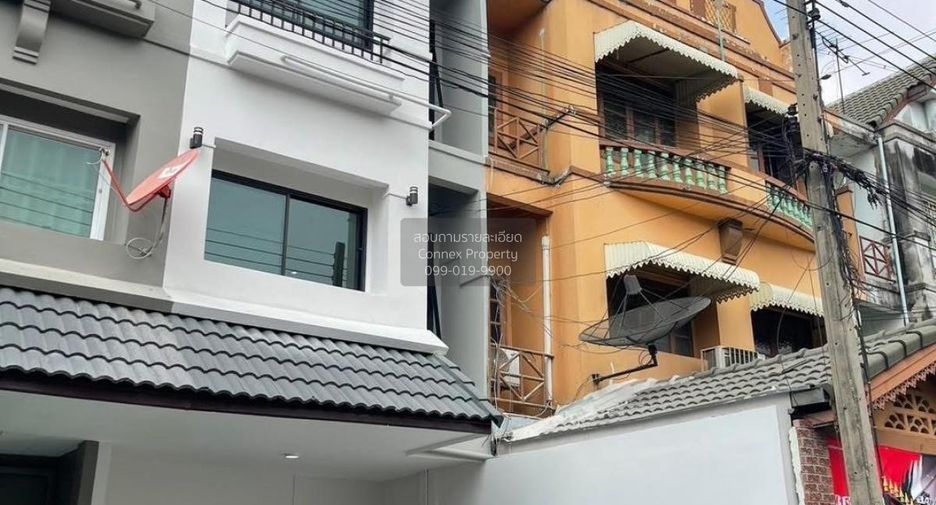 For sale 3 bedrooms townhouse in Lam Luk Ka, Pathum Thani