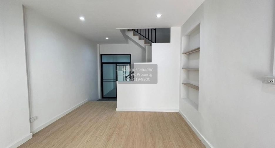 For sale 3 bedrooms townhouse in Lam Luk Ka, Pathum Thani