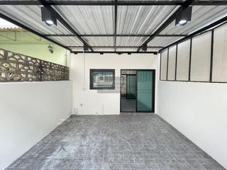 For sale 3 bedrooms townhouse in Lam Luk Ka, Pathum Thani