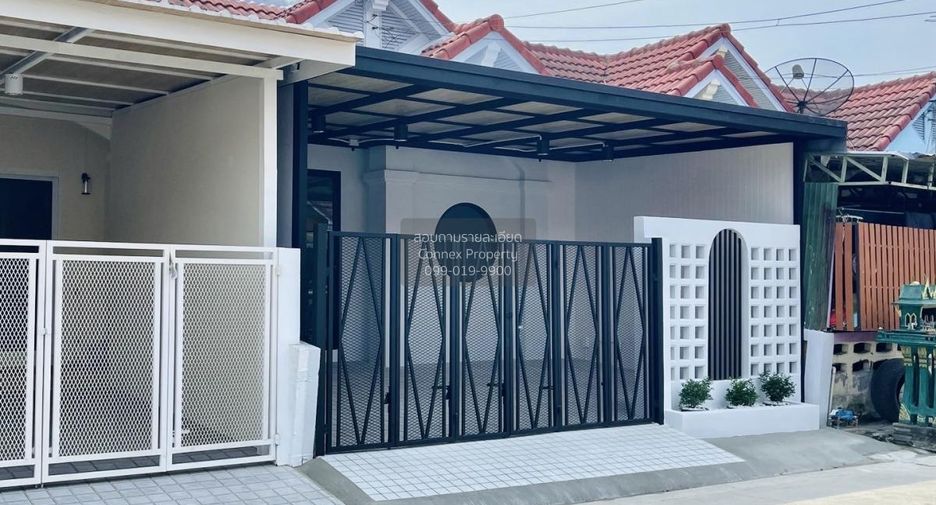 For sale 2 bedrooms townhouse in Bang Bo, Samut Prakan