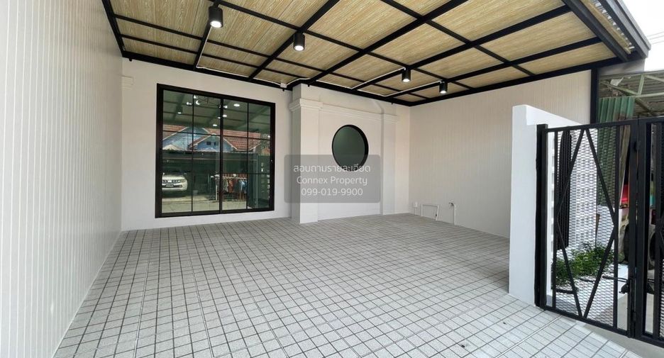 For sale 2 bedrooms townhouse in Bang Bo, Samut Prakan