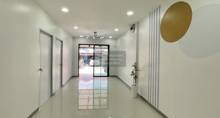 For sale 2 bedrooms townhouse in Bang Bo, Samut Prakan