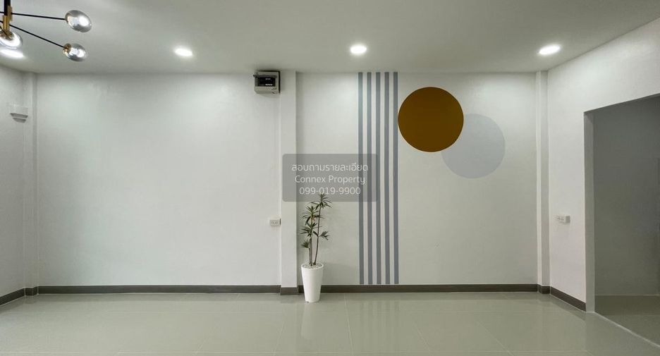 For sale 2 bedrooms townhouse in Bang Bo, Samut Prakan