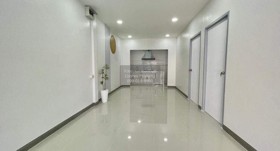 For sale 2 bedrooms townhouse in Bang Bo, Samut Prakan