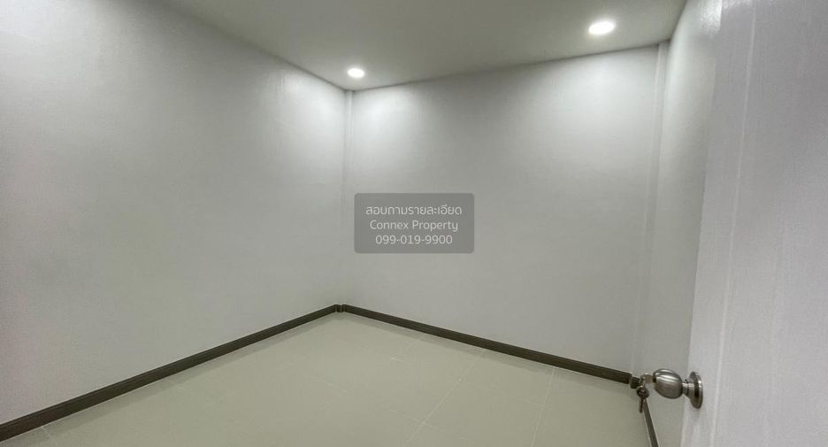 For sale 2 bedrooms townhouse in Bang Bo, Samut Prakan