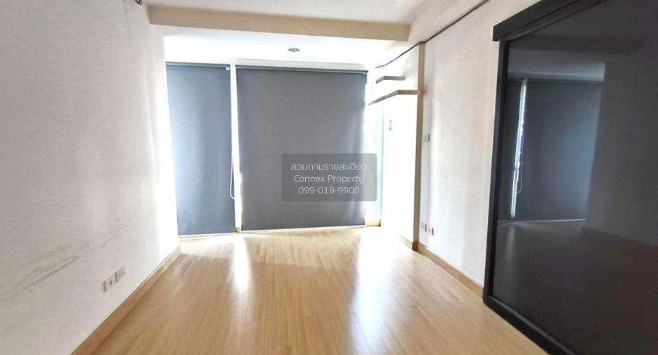 For sale 4 bedrooms townhouse in Bueng Kum, Bangkok