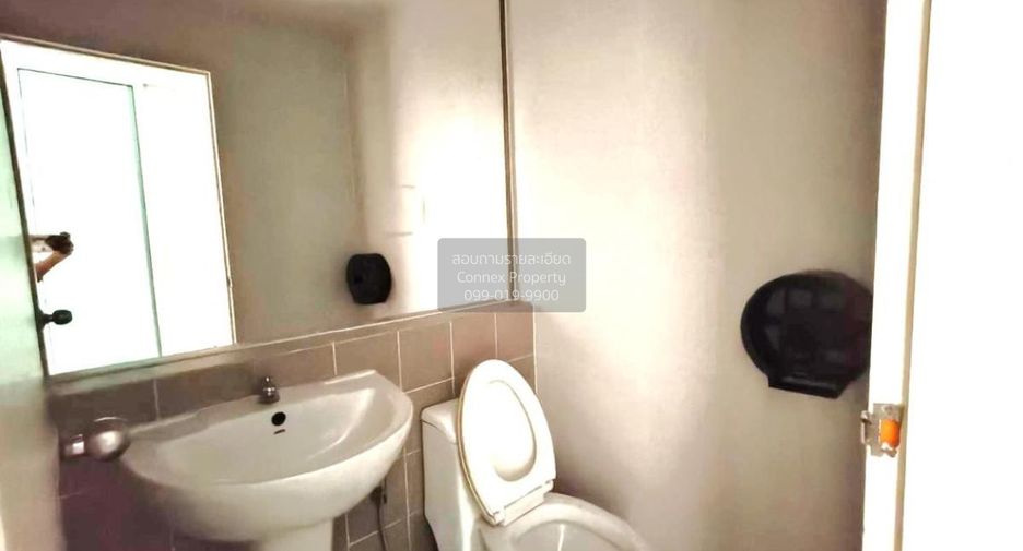 For sale 4 bedrooms townhouse in Bueng Kum, Bangkok