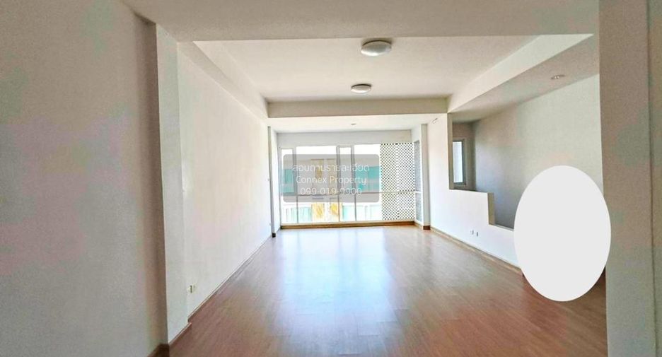 For sale 4 bedrooms townhouse in Bueng Kum, Bangkok