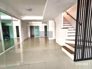For sale 4 bedrooms townhouse in Bueng Kum, Bangkok
