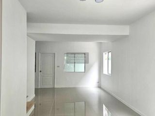 For sale 3 bedrooms townhouse in Khlong Sam Wa, Bangkok