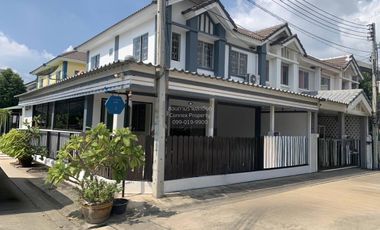 For sale 3 bedrooms townhouse in Mueang Pathum Thani, Pathum Thani