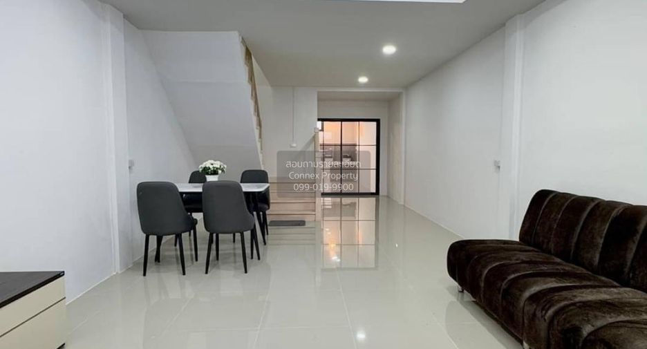 For sale 2 bedrooms townhouse in Sai Noi, Nonthaburi