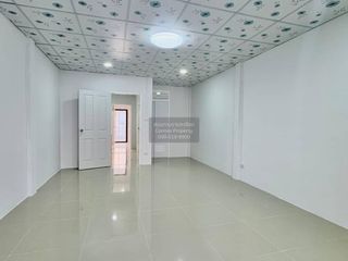 For sale 2 bedrooms townhouse in Sai Noi, Nonthaburi