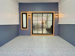 For sale 2 bedrooms townhouse in Sai Noi, Nonthaburi