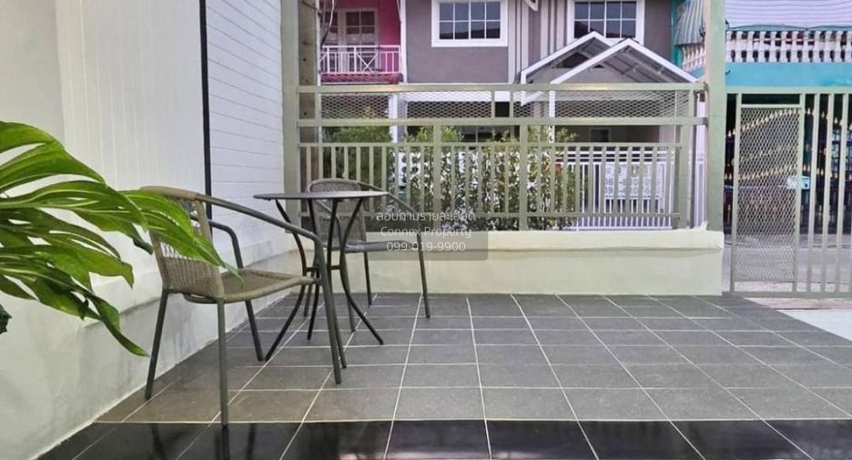 Casa adosada en venta de 3 habitaciones en Bang Bua Thong, Nonthaburi