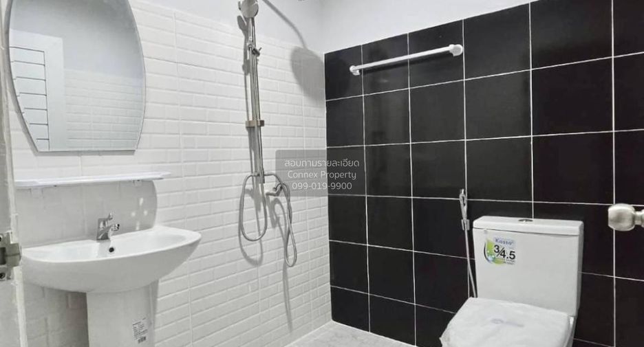 Casa adosada en venta de 3 habitaciones en Bang Bua Thong, Nonthaburi