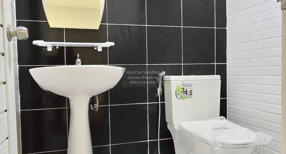 Casa adosada en venta de 3 habitaciones en Bang Bua Thong, Nonthaburi