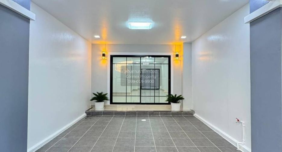 For sale 4 bedrooms townhouse in Bang Bua Thong, Nonthaburi