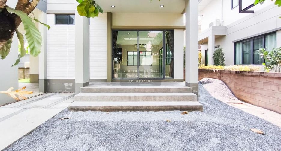 For sale 3 bedrooms house in Mueang Pathum Thani, Pathum Thani