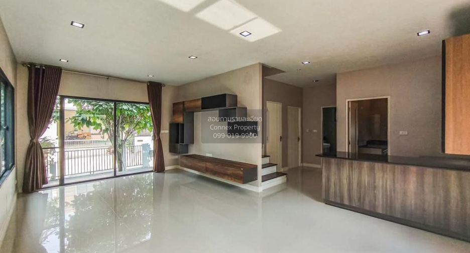 For sale 3 bedrooms house in Mueang Pathum Thani, Pathum Thani