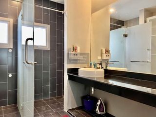 For sale 3 bedrooms townhouse in Bang Phli, Samut Prakan