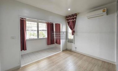 For sale 4 bedrooms house in Thanyaburi, Pathum Thani