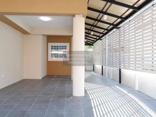 For sale 4 bedrooms house in Khlong Luang, Pathum Thani