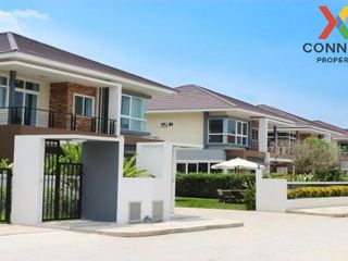 For sale 4 bedrooms house in Khlong Sam Wa, Bangkok