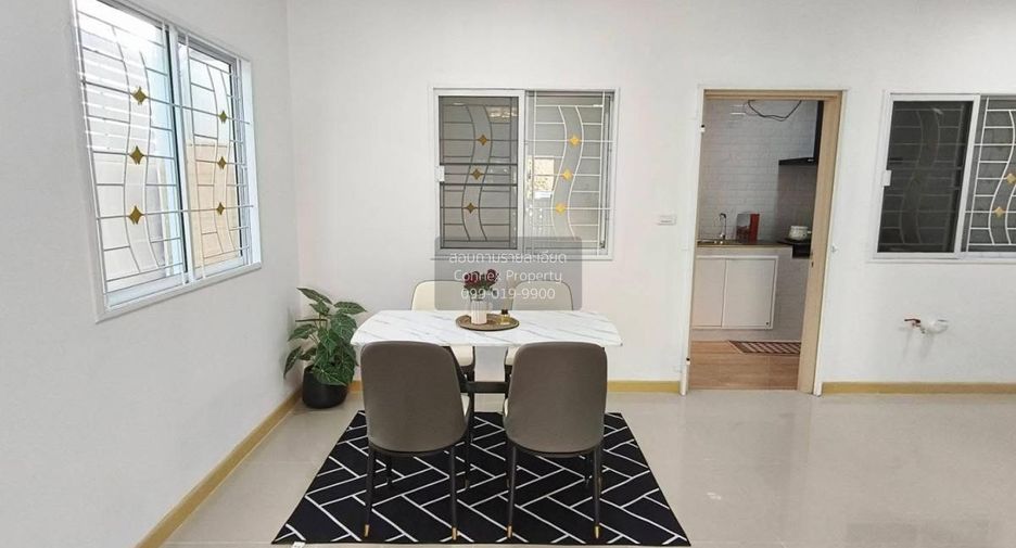 For sale 3 bedrooms townhouse in Khlong Sam Wa, Bangkok