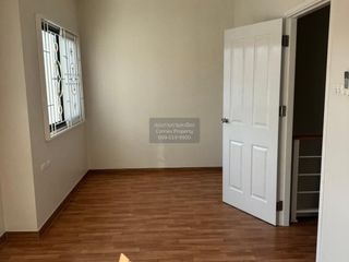 For sale 4 bedrooms townhouse in Thanyaburi, Pathum Thani