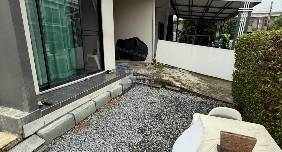 Casa adosada en venta de 3 habitaciones en Bang Bua Thong, Nonthaburi
