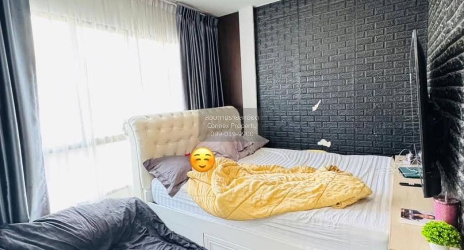 For sale 3 bedrooms townhouse in Bang Khae, Bangkok